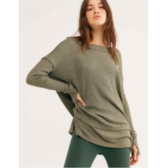 Free People Tops - CLOSET CLOSING  Free People North Side Thermal in Army Green Sz L